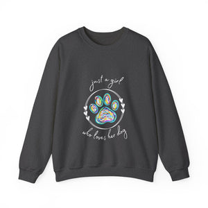 Just a girl who loves her dog (Unisex Heavy Blend™ Crewneck Sweatshirt)