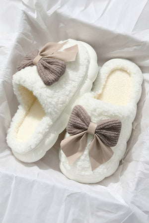 White Contrast Bowknot Applique Plush Winter Slippers